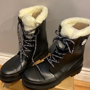 Michael kors black winter boots